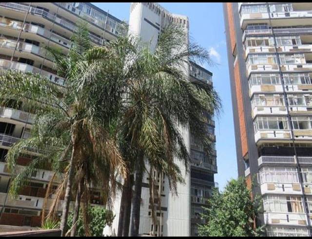 2 BEDROOM APARTMENT FOR SALE IN SUNNYSIDE